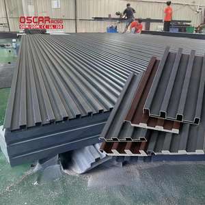 Tuiles de <span class=keywords><strong>toit</strong></span> isolantes en alliage d'aluminium étanches pour terrasses de villas et appartements – Fabrication et fourniture de panneaux de toiture isolés - Product Image 1