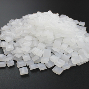 Excellente résistance au jaunissement du fabricant <span class=keywords><strong>EVA</strong></span> à base de résine de colle thermofusible bonne liquidité pour les adhésifs et les mastics de reliure de livre - Product Image 4