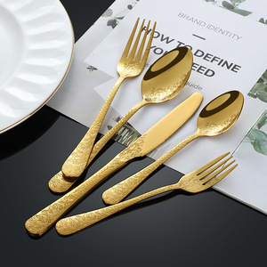 Ensembles de couverts de haute qualité avec motif gravé, en acier inoxydable poli miroir, pour mariage - Product Image 2