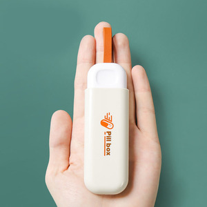 Vente en gros : Boîte à pilules portable classique en plastique ABS, distributeur de comprimés, kit de rangement de médicaments, 3 compartiments, écologique, 7 jours - Product Image 5