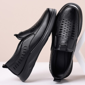 รองเท้าหนังลำลองแบบสวม ระบายอากาศได้ดี พื้นนุ่ม เหมาะสำหรับผู้ใหญ่ สไตล์รองเท้าเดินเล่นสำหรับฤดูร้อน - Product Image 2