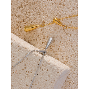 JINYOU 102 Water Drop Fashion Cast collana con ciondolo Color <span class=keywords><strong>oro</strong></span> Trendy gioielli in acciaio inossidabile <span class=keywords><strong>Collier</strong></span> impermeabile per le donne Charm - Product Image 5