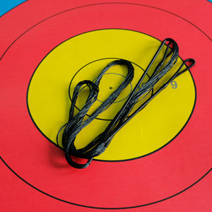 Cuerda para arco recurvo DeeRace, material Dacron negro B55, para arcos de 48'', 50'', 54'', 58'', 60'', 62'', 64'', 66'', 68'', 70'', 12/14/16/18 hebras - Product Image 2