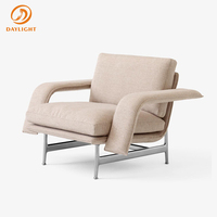 Nordischer Luxus Moderner Edelstahl-Sessel Sofa Beistellstuhl Freizeit Wohnzimmer Schlafzimmer Gemütlicher Einzelner Samt-Akzentsessel mit Designakzenten