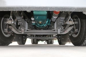 Camion d'occasion 6X4 10 roues, tracteur diesel Howo 40T, camion à remorque et camion tracteur à direction à droite - Product Image 6