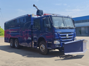 Camion de sécurité et de lutte contre l'incendie Howo à canon à eau haute pression pour la sécurité des événements massifs - Product Image 6