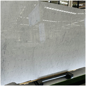 Dalles de marbre <span class=keywords><strong>blanc</strong></span> Bianco Carrara 100% naturel d'Italie pour revêtements de sol intérieurs, escaliers et plans de toilettes. - Product Image 3