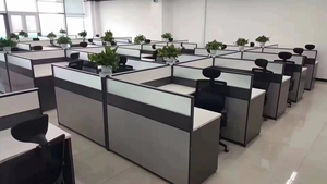 Escritorio de oficina abierto lineal de fábrica de China 6 8 10 estaciones de trabajo colaborativas - Product Image 2