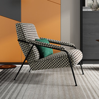 Canapé modulaire moderne avec dossier en bois massif, design luxueux et léger en tissu pour salon, balcon et petit appartement
