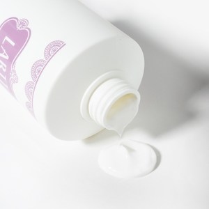 Crema Corporal Ultra Hidratante y Rica para el Cuidado de la Piel en Invierno, para Combatir la Resequedad y Restaurar la Suavidad - Product Image 2