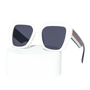 نظارات شمسية ماجورمايز بإطار مربع كبير موديل 2021 الجديد بعدسات متدرجة خفيفة الوزن بإطار كامل من البلاستيك بتصميم عتيق للنساء والرجال - Product Image 1