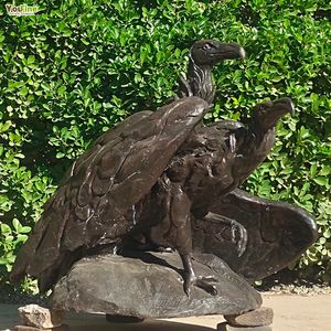 Statue de faucon en bronze grandeur nature, sculpture extérieure, grande œuvre <span class=keywords><strong>d</strong></span>'art de jardin, statue <span class=keywords><strong>d</strong></span>'oiseau de proie en métal, <span class=keywords><strong>d</strong></span>écoration de patio extérieur - Product Image 6
