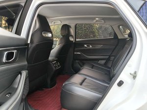 Autos Usados 2022 2023 2024 Changan UNI-K IDD SUV LHD Automático FWD 1.5T PHEV Bajo Kilometraje Sin Accidentes Exportación al por Mayor - Product Image 5