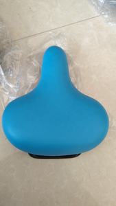 <span class=keywords><strong>Selle</strong></span> <span class=keywords><strong>de</strong></span> <span class=keywords><strong>vélo</strong></span> <span class=keywords><strong>extra</strong></span>-<span class=keywords><strong>large</strong></span> personnalisable Siège <span class=keywords><strong>de</strong></span> véhicule électrique avec coutures respirantes et design creux - Product Image 4