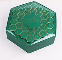 FAVORCRAFTS Calendrier de l'Avent Ramadan Hexagonal de Luxe Personnalisé en Carton Recyclé avec Laminage Mat et Dorure à Chaud – Compte à Rebours 30 Jours