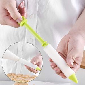 Stylo de décoration <span class=keywords><strong>en</strong></span> <span class=keywords><strong>silicone</strong></span> pour gâteaux, biscuits, pâtisseries, glaçages, crème et chocolat, avec 4 embouts différents - Product Image 5