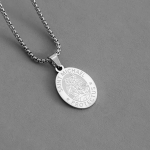 YYN pour la vente de colliers unisexes en acier inoxydable noir style punk avec pierre naturelle Saint-Michel - Product Image 4