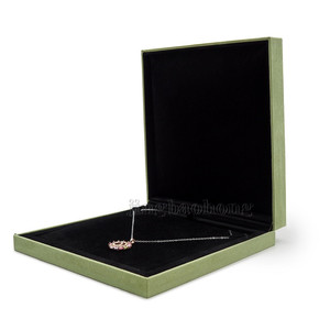 Green necklace earring ring full jewellery set box suede velvet jewelry box large