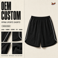 Shorts de sport noirs en gros ODM avec bande latérale blanche, ourlet incurvé, taille élastique, poche latérale, pour hommes, en tricot peigné respirant, couleur unie