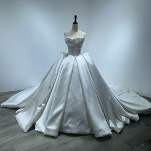 Magnifique robe de mariée sans bretelles, sans manches, plissée, robe de bal pour femmes Wm19 - Product Image 5