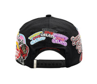 Gorra de béisbol de 5 paneles de sarga y gamuza con bordado Y2K 2026, venta al por mayor, logotipo personalizado, visera curva, patrón de letras