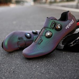 Nuove scarpe da bici da strada riflettenti color perla camaleonte per una maggiore visibilità e prestazioni - Product Image 5