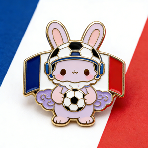 เข็มกลัดโลหะเคลือบแข็งแบบกำหนดเองขายส่ง เข็มกลัดติดหมวกพร้อมโลโก้ เข็มกลัดงานกีฬาทั่วโลกแบบส่วนตัว เข็มกลัดโลหะแบบนิ่ม - Product Image 4