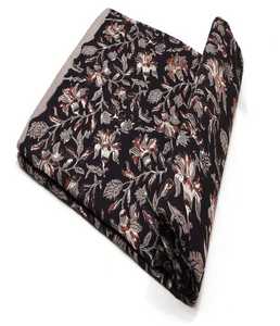 ผ้าฝ้ายพิมพ์ลายบล็อกด้วยมือสุดหรู วัสดุผ้าสำหรับงานออกแบบเสื้อผ้า ของตกแต่งบ้าน และสิ่งทอสำหรับตกแต่งภายในบูติก - Product Image 1