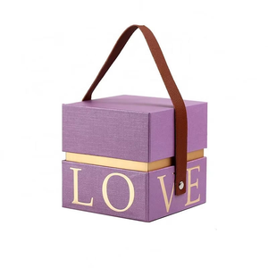 Caja de regalo cuadrada con asa de PU, caja de regalo con tapa y base, caja de regalo portátil para dulces, caja de regalo de papel duro, caja de regalo rígida - Product Image 2