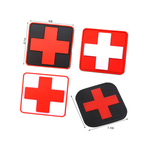 Suministro de insignias de moral de goma de Pvc de Cruz Roja de rescate médico multicolor con respaldo de cierre de gancho - Product Image 1