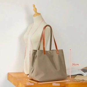 Échantillon gratuit : Sac fourre-tout décontracté pour femme, nouveau et mignon, pour tapis de yoga, rangement et shopping - Product Image 2