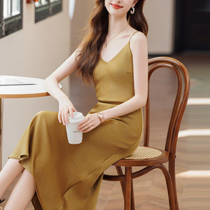 Stylish V Neck <b>Spaghetti</b> <b>Strap</b> Slip Dress Solid Color Acetate Satin Long Evening Dress For Women Natural Waistline - Product Image 4