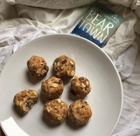Ligne de production de petites boules de dattes et de noix de coco P110 / Mini Bliss Bites / Machine automatique pour la fabrication de truffes au chocolat et à la noix de coco au rhum