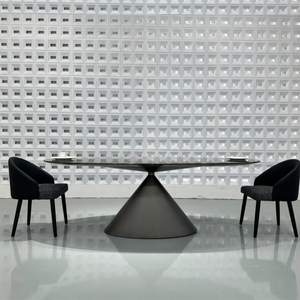 Mesa de Comedor Italiana Minimalista con Base en Forma de Lágrima y Losa de Piedra Ovalada, Diseño Moderno para el Comedor - Product Image 2