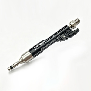 Inyector de Combustible OE 13648625397 Compatible con BMW F10 F07 F30 F35 F20 X1 E84 X3 F25 Inyector de Gasolina - Product Image 1