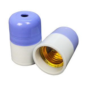 Support de lampe à baïonnette E27 B22 anti-chute en bakélite, design imitation bois, IP65, directement de l'usine - Product Image 4