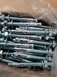 Ancres à boulons traversants galvanisées - Product Image 1