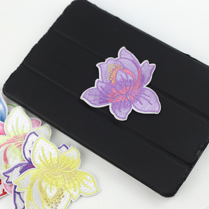 Parches bordados de flor para planchar en lotus, 10 colores disponibles para chaqueta, vestido - Product Image 5