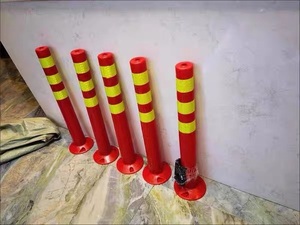 New Red Yellow PVC Plastic Bollard <strong>Post</strong> Warning Road <strong>Traffic</strong> <strong>Post</strong> - Product Image 5