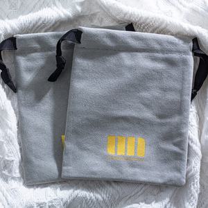 <span class=keywords><strong>Pochette</strong></span> en daim épais de haute qualité avec logo personnalisé sérigraphié sac à poussière recyclable pour bijoux doux sécurisé avec <span class=keywords><strong>rabat</strong></span> à cordon - Product Image 4