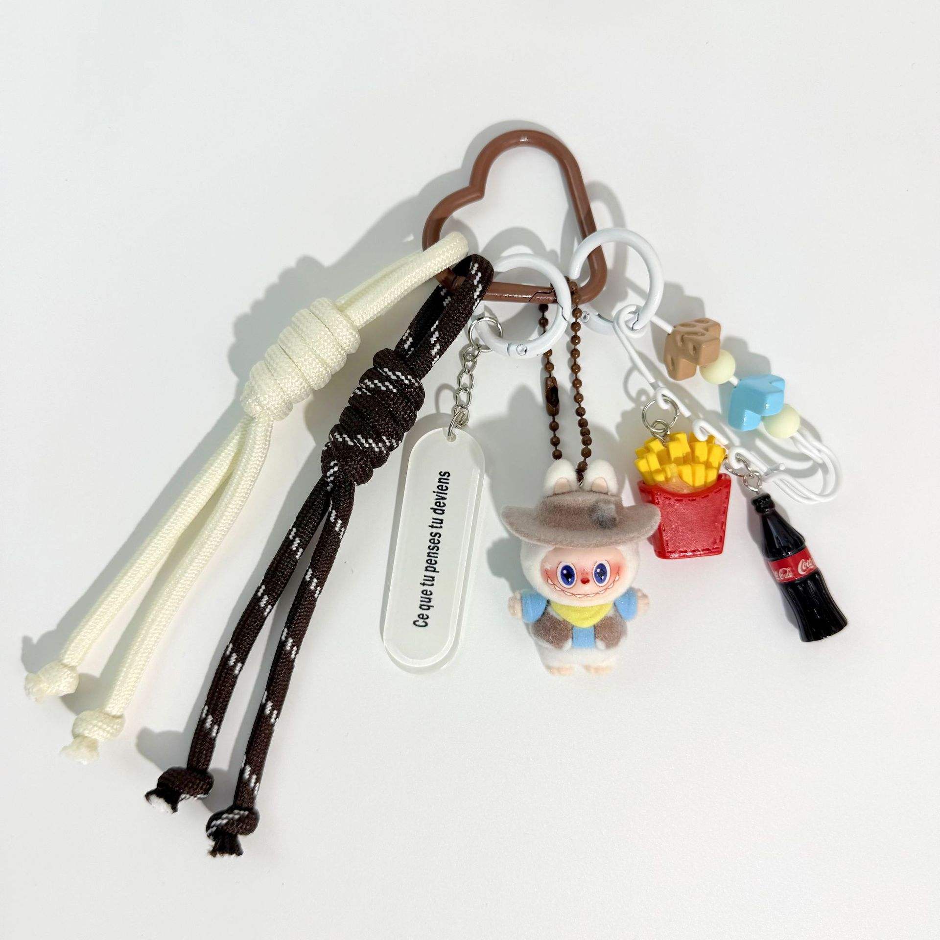 สีน้ำตาลเข้ม