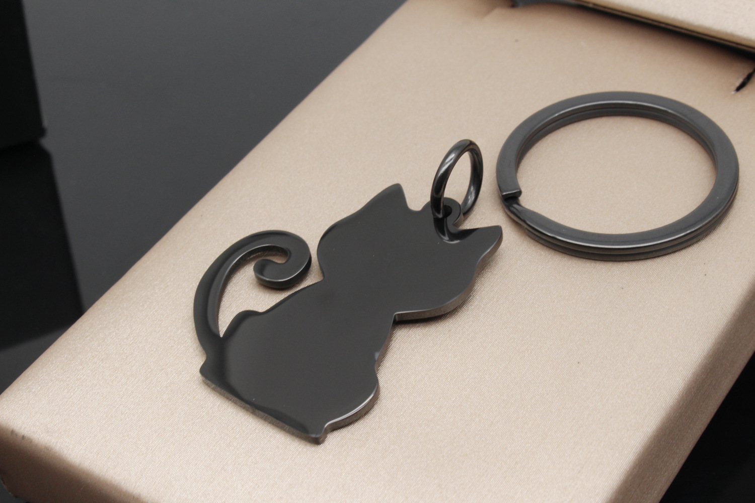 35*28mm cat black
