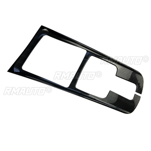 Cubierta Protectora para el Panel de la Consola Central del Automóvil con Aspecto de Carbono para Mercedes-Benz Clase B GLA GLB W247 X247 H247 2020+ - Product Image 2