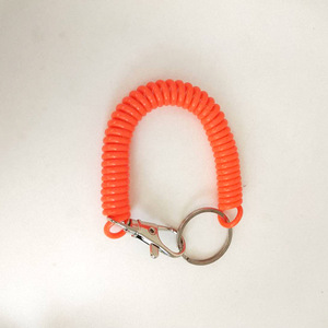 Porte-clés bobine à ressort rétractable en spirale amusante vente de porte-clés de sécurité en corde extensible <span class=keywords><strong>antivol</strong></span> anti-perte porte-clés élastique en métal - Product Image 3