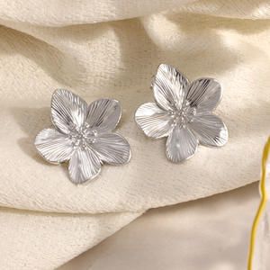 Flower Stud <b>Earrings</b> Gold Plated Zinc Alloy Stainless Steel <b>Post</b> For Women Fashion Jewelry EH11251G - Product Image 3