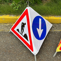Panneau de signalisation routière triangulaire réfléchissant personnalisé de 70 cm de haut
