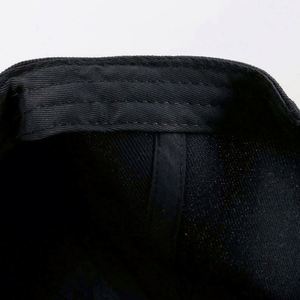 Gorra de béisbol unisex estilo punk, rock, hip hop, con remaches plateados y pinchos, de tela común, con hebilla dorada de cobre, para deportes al aire libre - Product Image 5