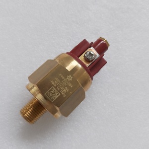 เซ็นเซอร์ WD ของแท้นำเข้าใหม่ รุ่น 06SN104176 สำหรับอะไหล่เครื่องพิมพ์ออฟเซ็ต Roland สำหรับ Technotrans - Product Image 1