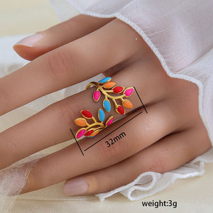 Anillo de Hoja de Acero Inoxidable de Moda Minimalista Popular Europeo Americano, Anillo de Mujer Moderno Chapado en Oro de 18k Personalizado - Product Image 3