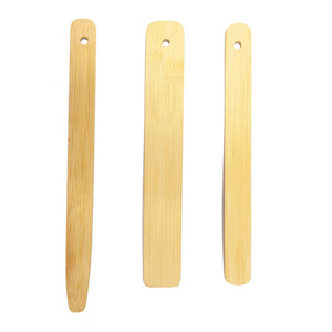Marque-page en bois suspendu personnalisé avec logo, fait main, pour peinture et écriture créatives, avec trou et cordon - Product Image 1